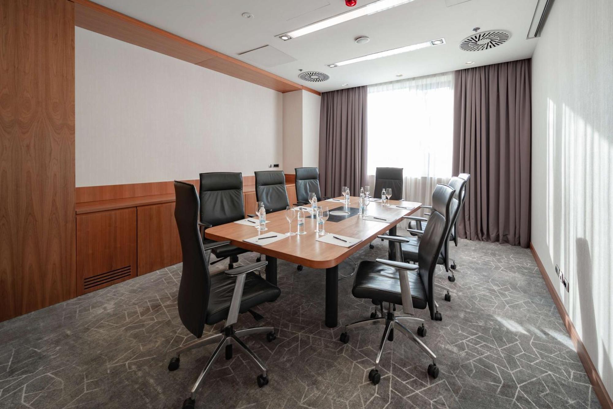 Doubletree By Hilton Hotel